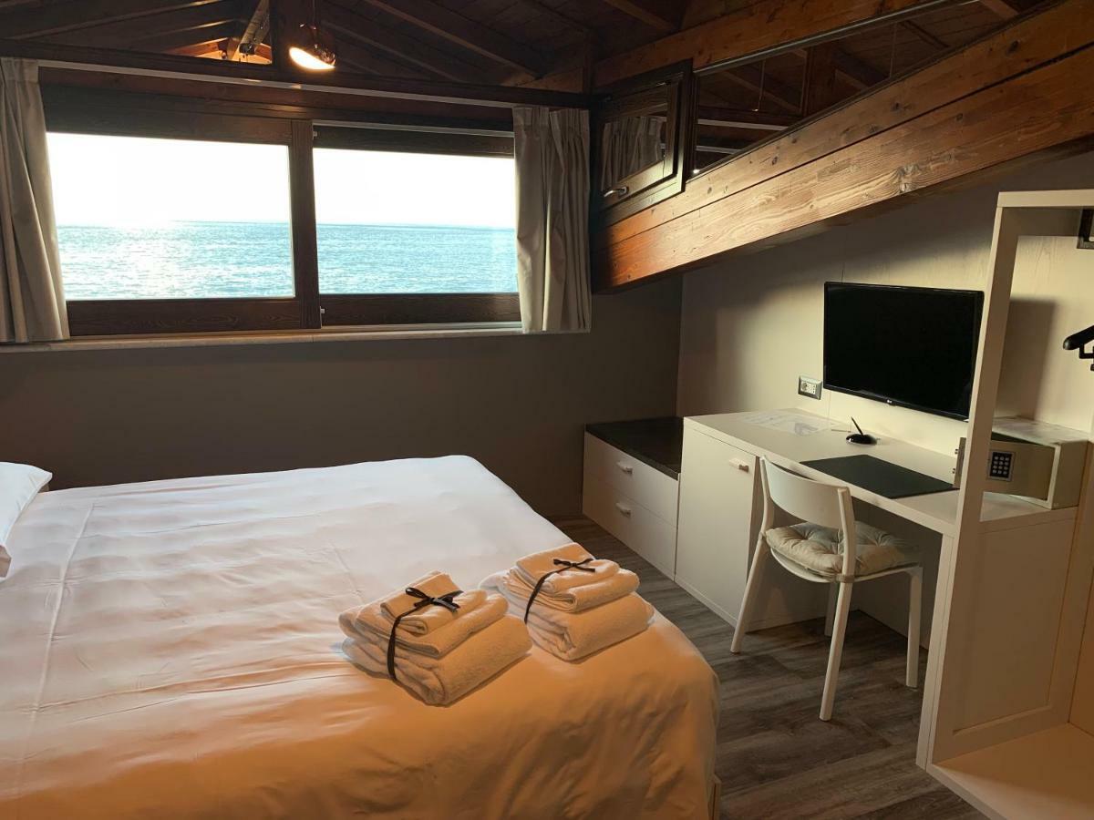 Il Casato Deluxe Rooms Scilla Exterior foto